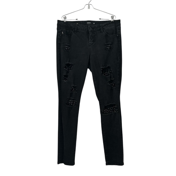 Torrid Premium Black Distressed Skinny Jeans sz 16 - Picture 1 of 16